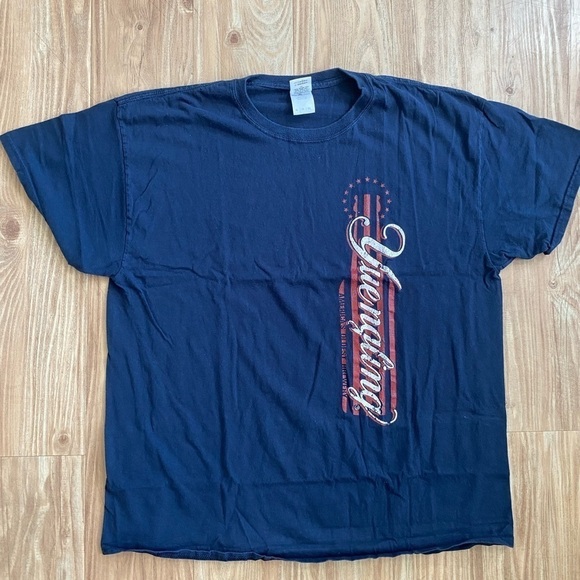 Vintage Men’s Yuengling Beer Brand T-Shirt - Picture 2 of 5